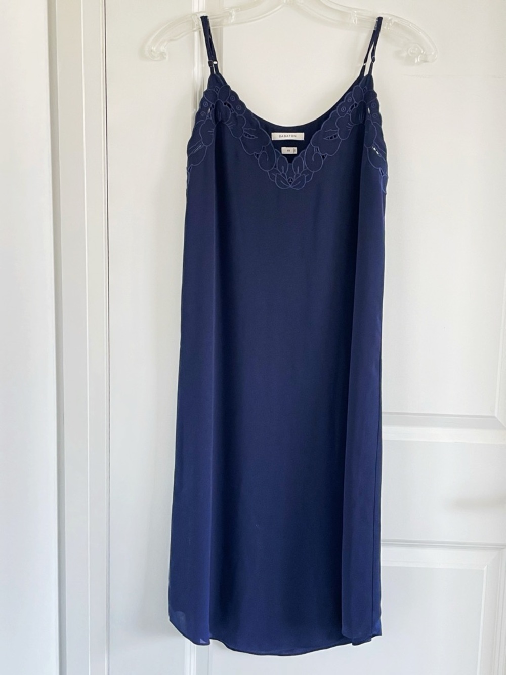 (NWOT) Aritzia Babaton Embroidered Lined Slip Dress - Navy, Size XS